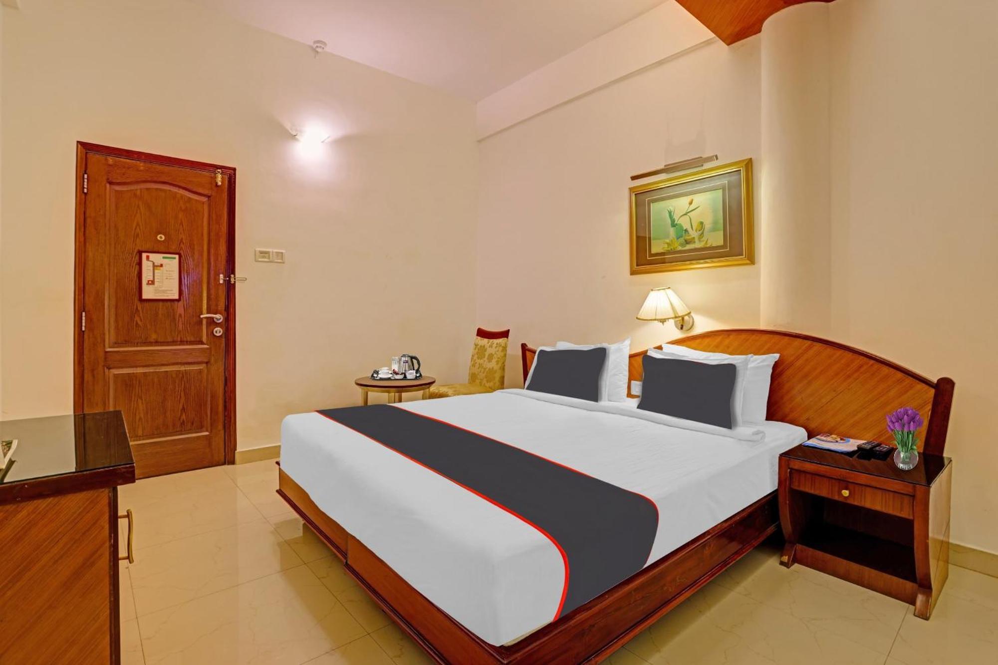 Super Collection O Indraprastha Hotel Thiruvananthapuram Exterior foto