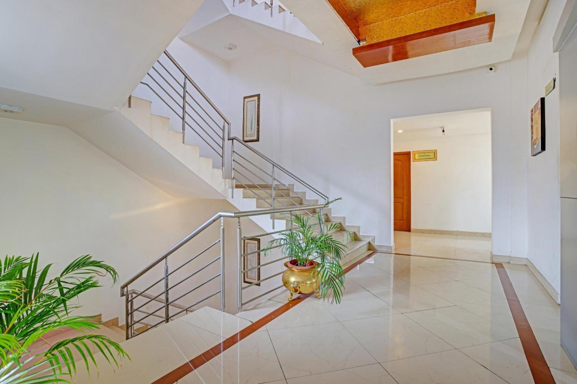 Super Collection O Indraprastha Hotel Thiruvananthapuram Exterior foto